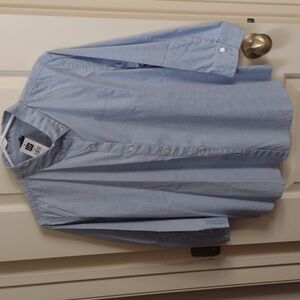 GAP Long Sleeve Light Blue Button Down Top - New With Tags - XL